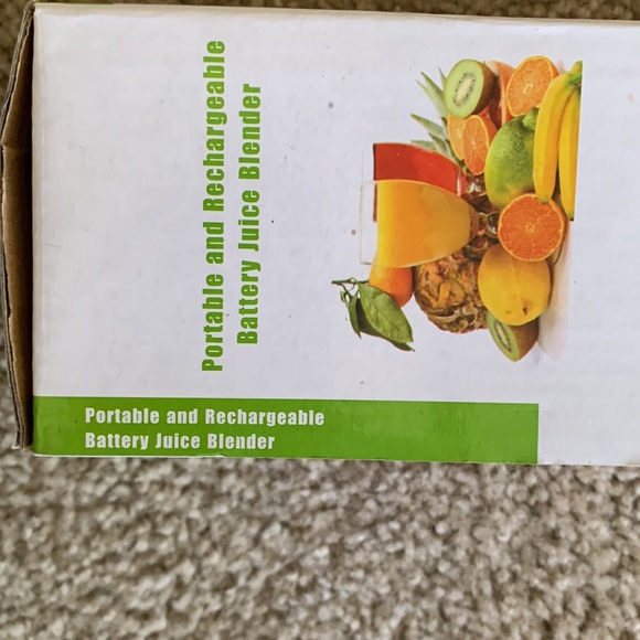 - Portable Juice Blender - Picture 5 of 8